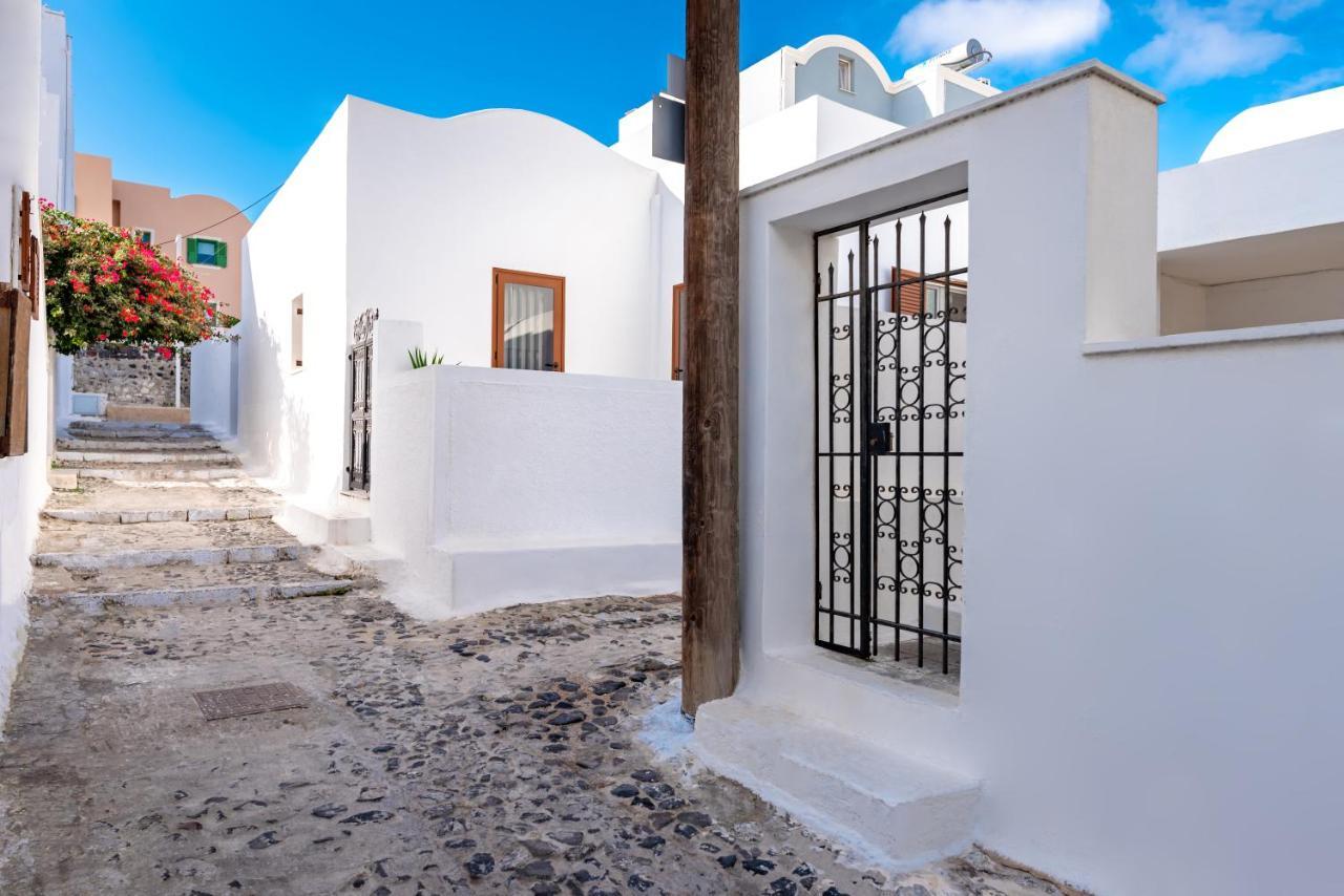 Authentic Santorinian Home Experience Fira  Exterior photo